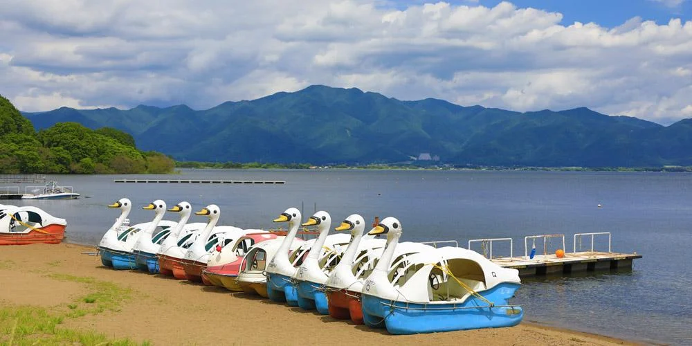 猪苗代湖・長浜紹介用イラスト（実景写真ではありません）